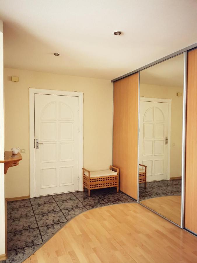 Amber Apartment Liepāja Eksteriør billede