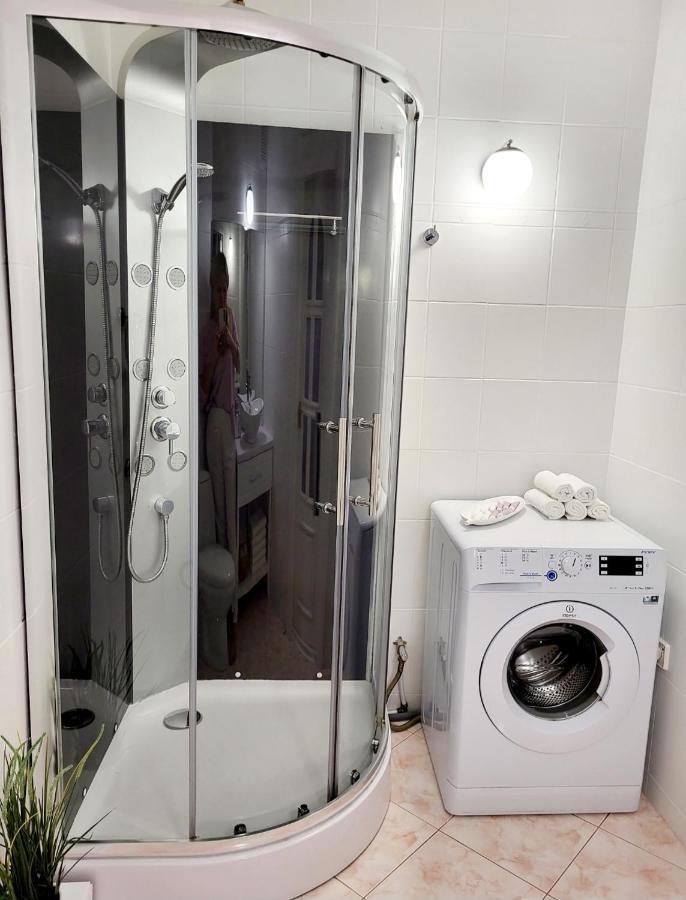 Amber Apartment Liepāja Eksteriør billede